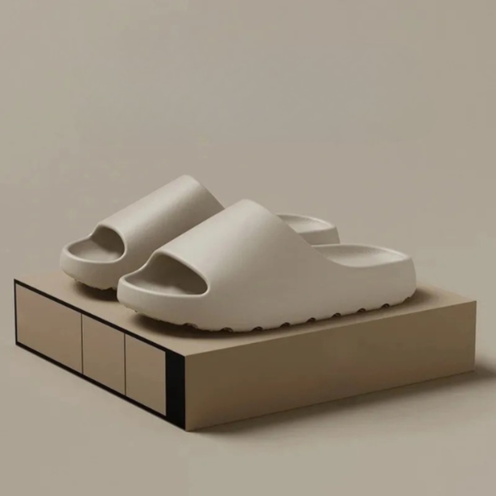 ComfyStep | Lichte strandslippers met dikke zool