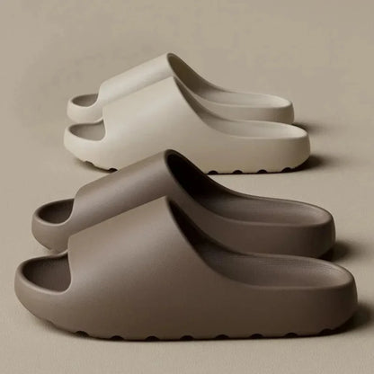 ComfyStep | Lichte strandslippers met dikke zool