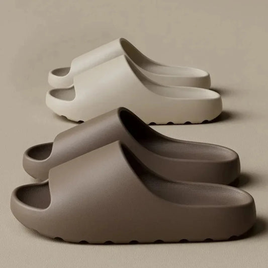 ComfyStep | Lichte strandslippers met dikke zool