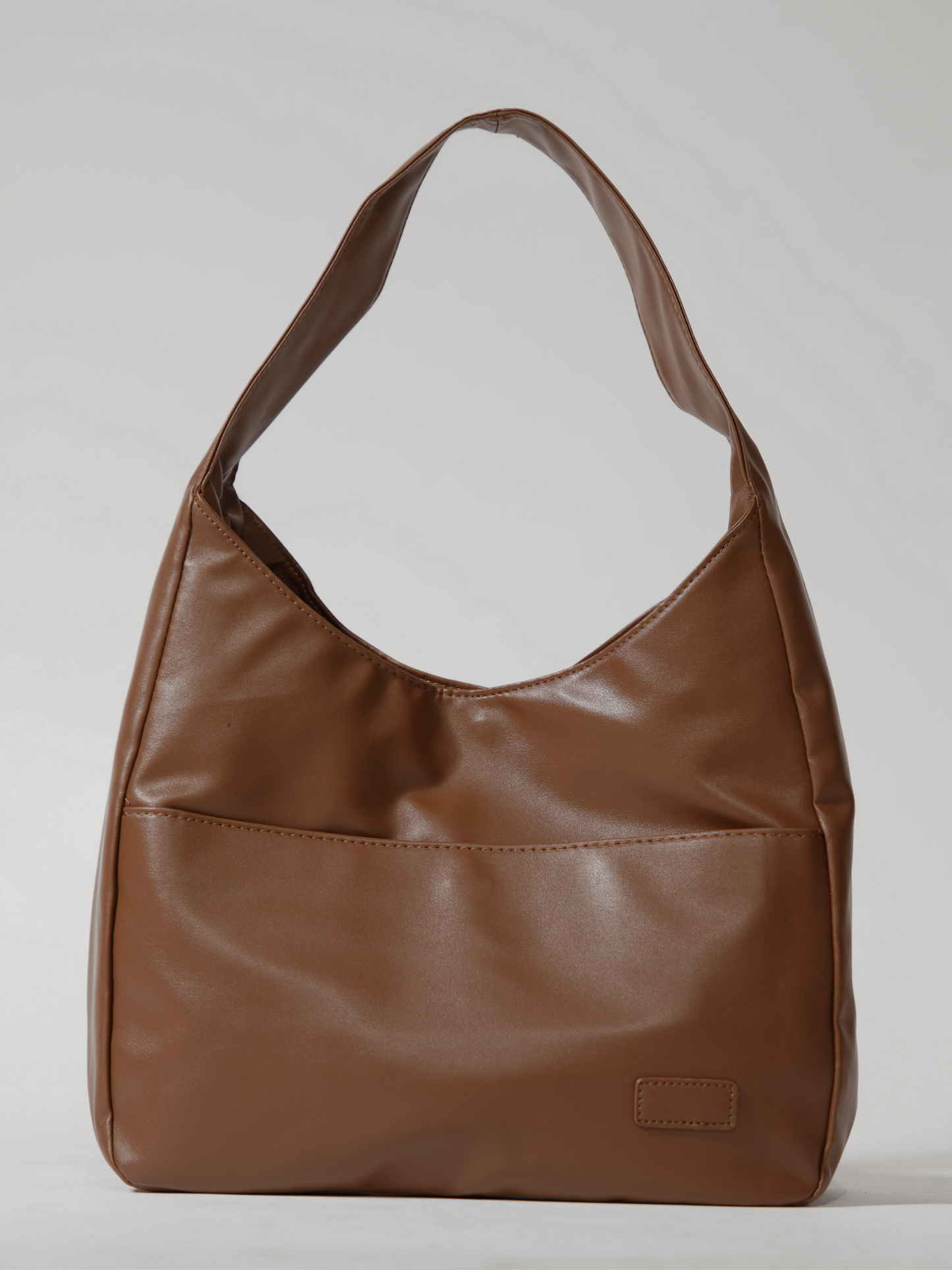Liora | Moderne schoudertas met magneetsluiting