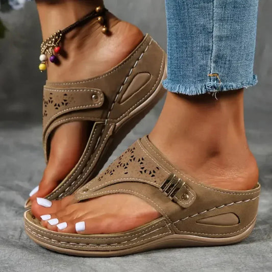 WedgeLift | Orthopedische sleehak sandalen