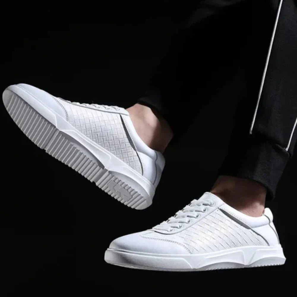 WovenWalk | Geweven sneakers met sportieve flair