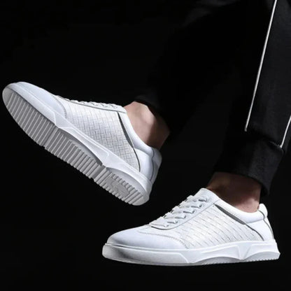 WovenWalk | Geweven sneakers met sportieve flair